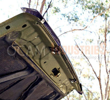 Load image into Gallery viewer, Bonnet Protector For Toyota Landcruiser 70 75 78 79 Series, 1984-2007