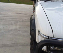 Load image into Gallery viewer, Kut Snake Flares Front Set for Toyota Hilux 167 Series 1997-2004 Front Wheels ABS (#27)