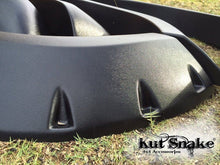 Load image into Gallery viewer, Kut Snake Flares Front Set for Toyota Landcruiser 80 Series Monster Fronts 1990-97 ABS (Code #5)