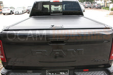 Load image into Gallery viewer, Retractable Tonneau Roll Cover For RAM DS 1500/2500 Quad Cab, 6.5', Manual Roller Shutter