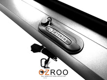 Load image into Gallery viewer, TOYOTA HILUX (2015-2021) GUN LOCKABLE J DECK TUB ROLLER UTE TRAY COVER