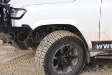 Load image into Gallery viewer, OCAM Deluxe Steel Bull Bar For Toyota Landcruiser 300 Series 2021-On &amp; OCAM 9.5k Winch
