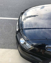 Load image into Gallery viewer, Bonnet Protector, Weathershields For Holden VZ Commodore 2004-07 Tinted Guard
