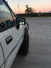 Load image into Gallery viewer, Kut Snake Flares Front Set for Toyota Hilux 106 Series 1989-1997 Front Wheels ABS (#27)
