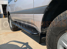 Load image into Gallery viewer, OCAM Steel Side Steps For Toyota Landcruiser 100 Series IFS Only
