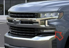 Load image into Gallery viewer, OCAM Power Boards Electric Side Steps for Chevrolet Silverado 1500, 2019-22
