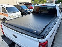 Load image into Gallery viewer, Retractable Tonneau Roll Cover For Ford F-250 F-350, Super Duty 6.8' Electric Roller Shutter, F250 F350
