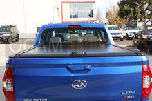 Load image into Gallery viewer, Retractable Tonneau Manual Roll Cover For LDV-T60 MEGA Tub, 2023-Current, Dual Cab with Sailplane, Roller Shutter
