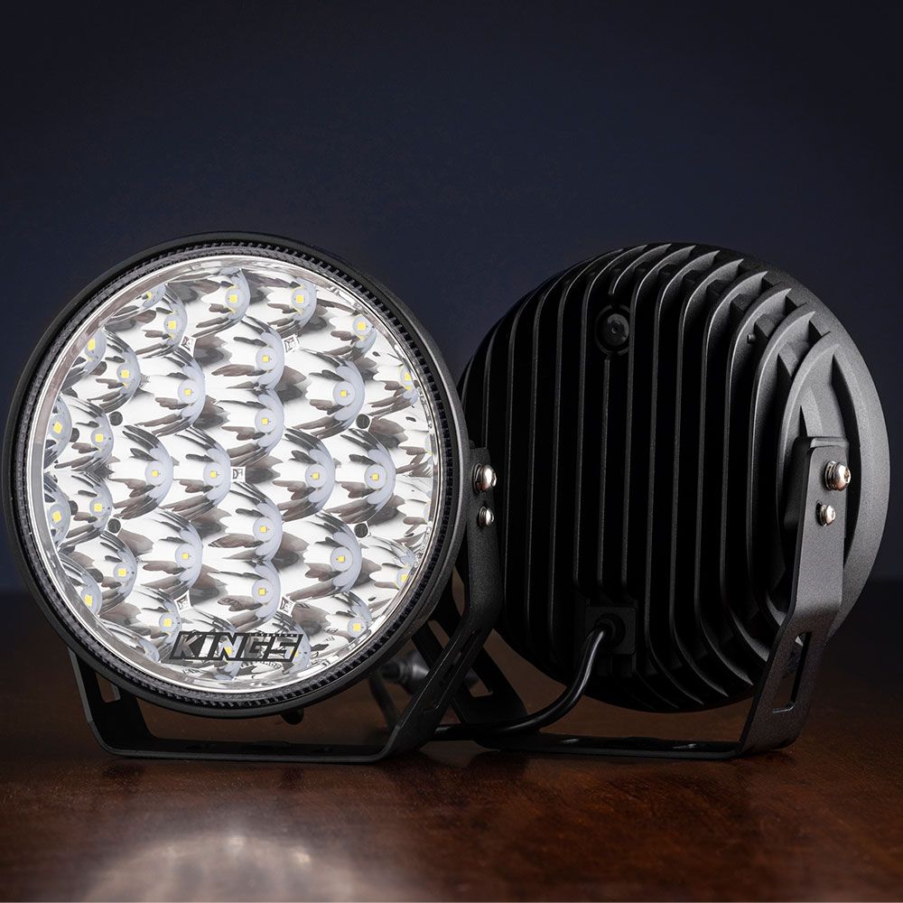 Kings Domin8r Xtreme 9” LED Driving Lights (Pair) | 1Lux @ 1,384m | 19,796 lumens | Fitted with OSRAM LEDs