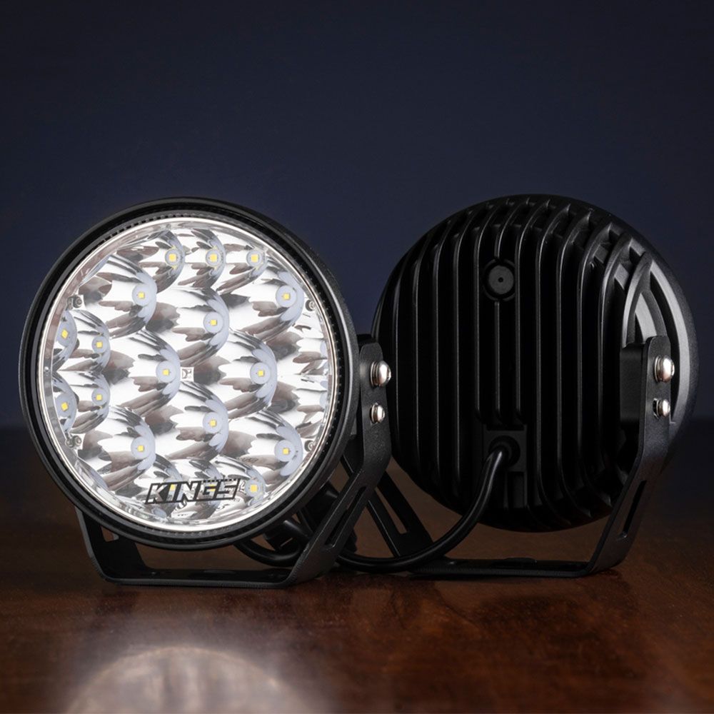 Kings Domin8r Xtreme 7” LED Driving Lights (Pair) | 1 Lux @ 1,111m | 13,832 lumens | Fitted with OSRAM LEDs