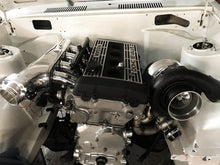 Load image into Gallery viewer, FJ20 BILLET INLET MANIFOLD – 4 OR 8 INJECTOR
