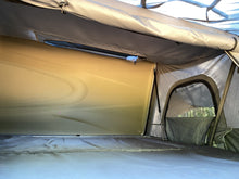 Load image into Gallery viewer, ROOF TOP TENT PACKAGE - 4 PERSON HARD SHELL TENT CANYON OFFROAD

