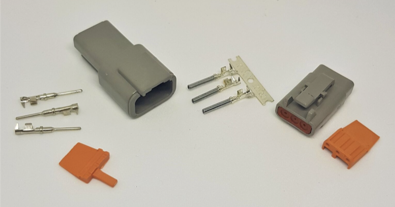 AMS ELECTRICAL PLUGS MALE AND FEMALE (AMS3PINKIT)